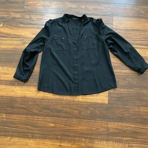 XL The Limited Button Up Blouse